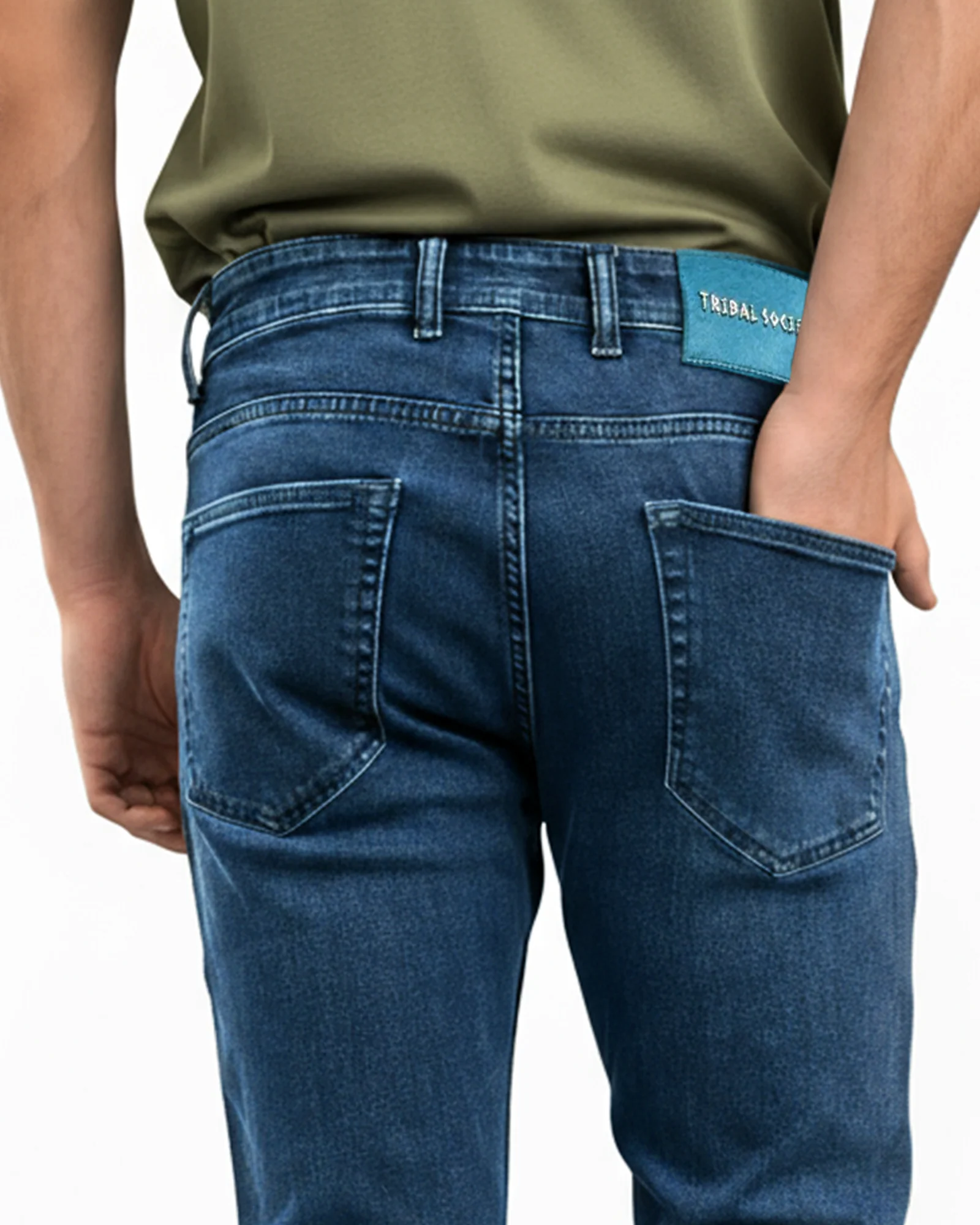 030 - Relaxed Fit Jeans - Image 5